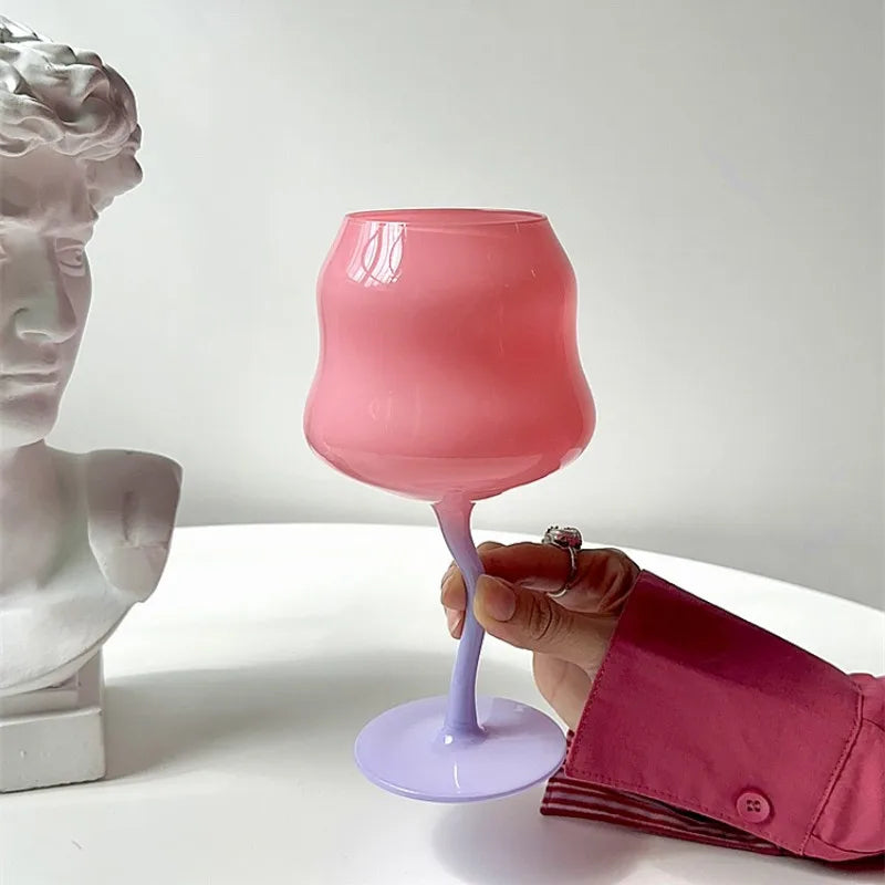 Farbiges Cocktailglas